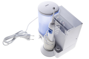 Water Flossing Versus Regular Flossing