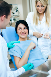 How Do I Choose A Cosmetic Dentist?