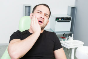 The Reasons Why A Dentist That Offers Emergency Dental Care Is So Important